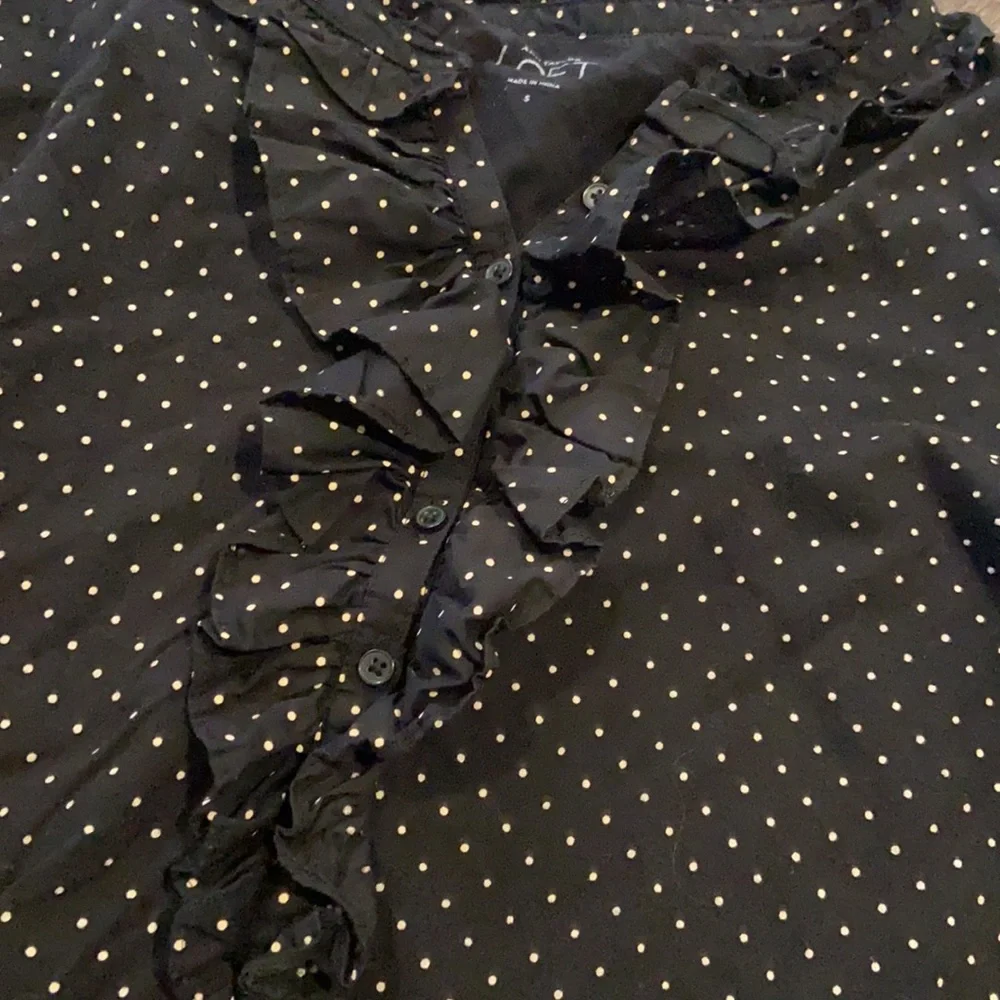 Dots 🖤🤍 - Picture 3 of 3